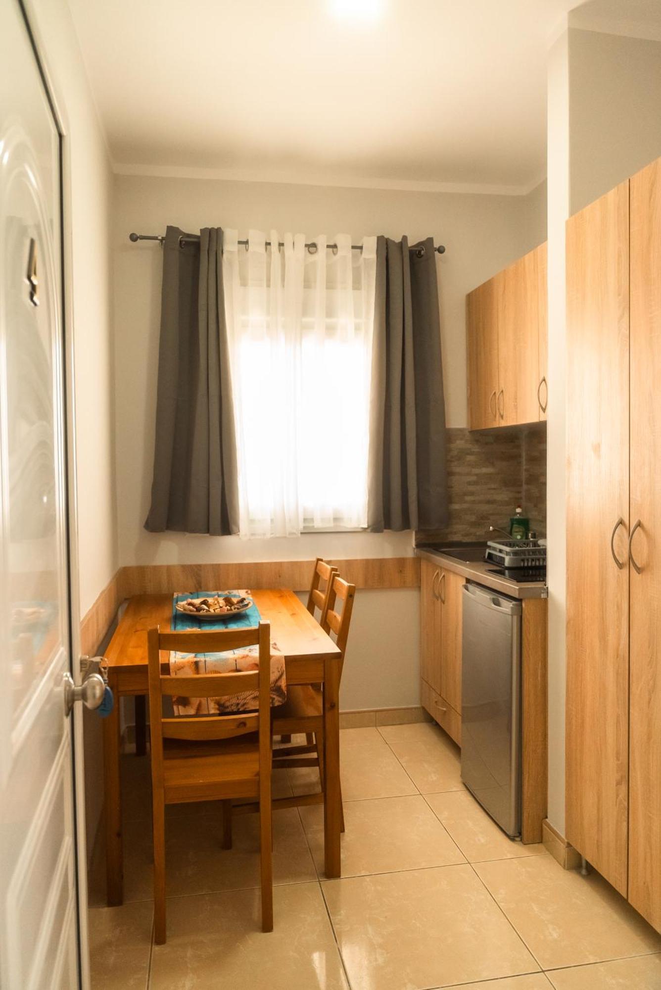 Aktis Sea View Studios Переа Экстерьер фото